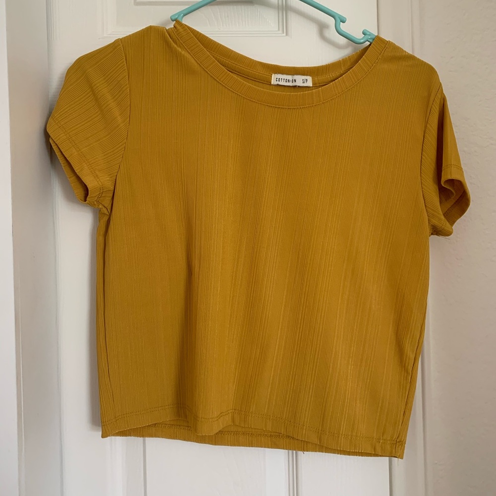 mustard top